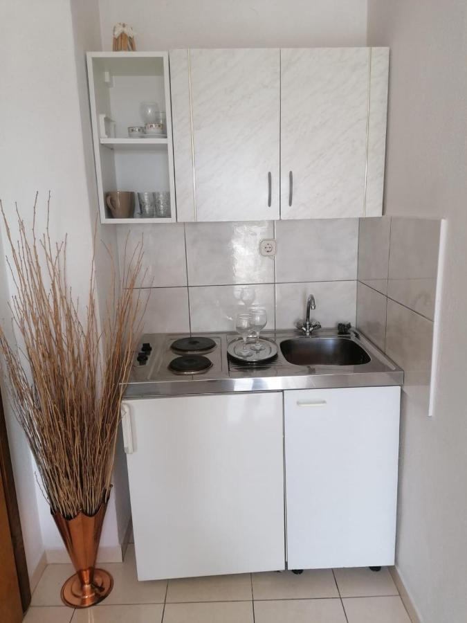Studio Apartmani Marinella Baška Voda Exteriör bild