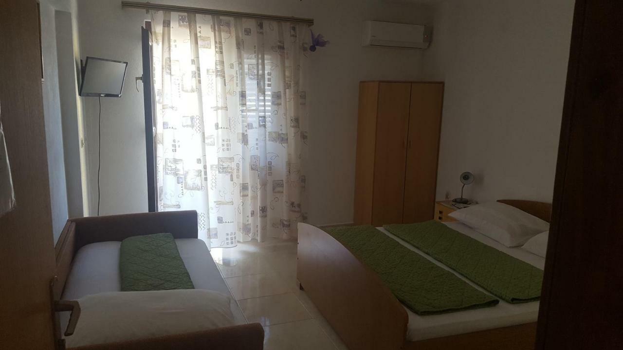 Studio Apartmani Marinella Baška Voda Exteriör bild